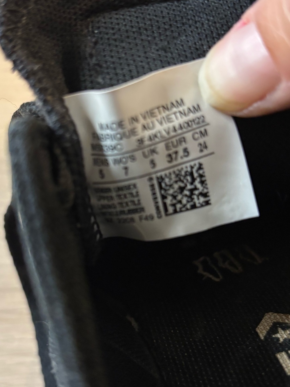 Converse Classic Low-Top Ox Black Monochrome Canvas Sneakers - Picture 7 of 8